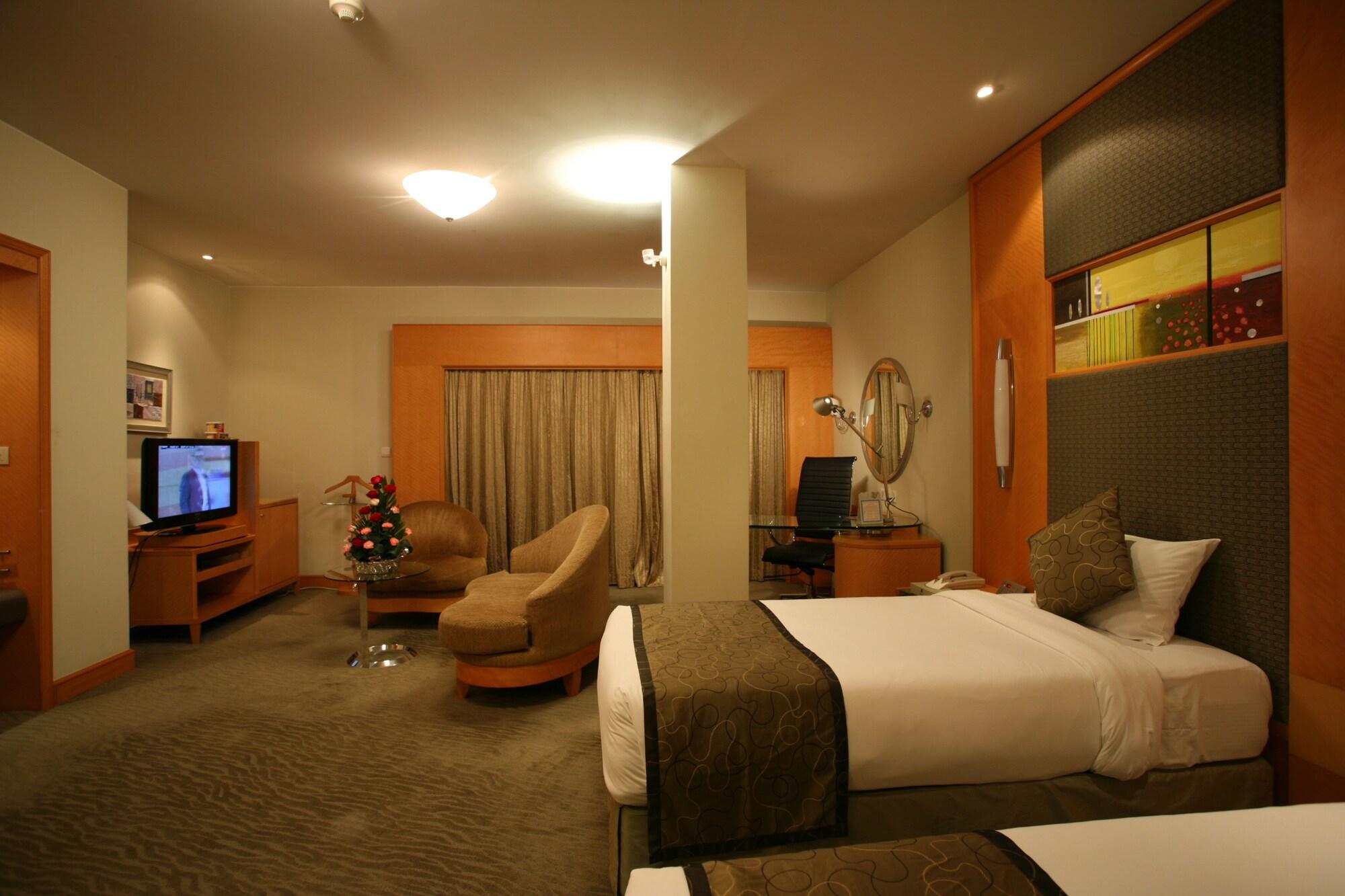 Lakeshore Hotel & Apartments Dhaka Buitenkant foto