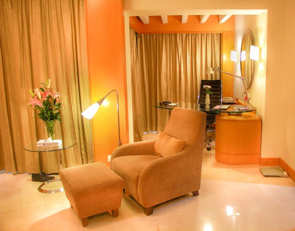 Lakeshore Hotel & Apartments Dhaka Buitenkant foto