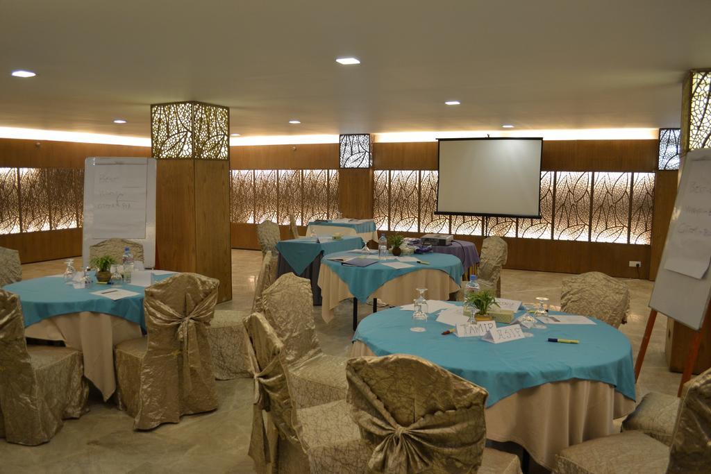 Lakeshore Hotel & Apartments Dhaka Buitenkant foto