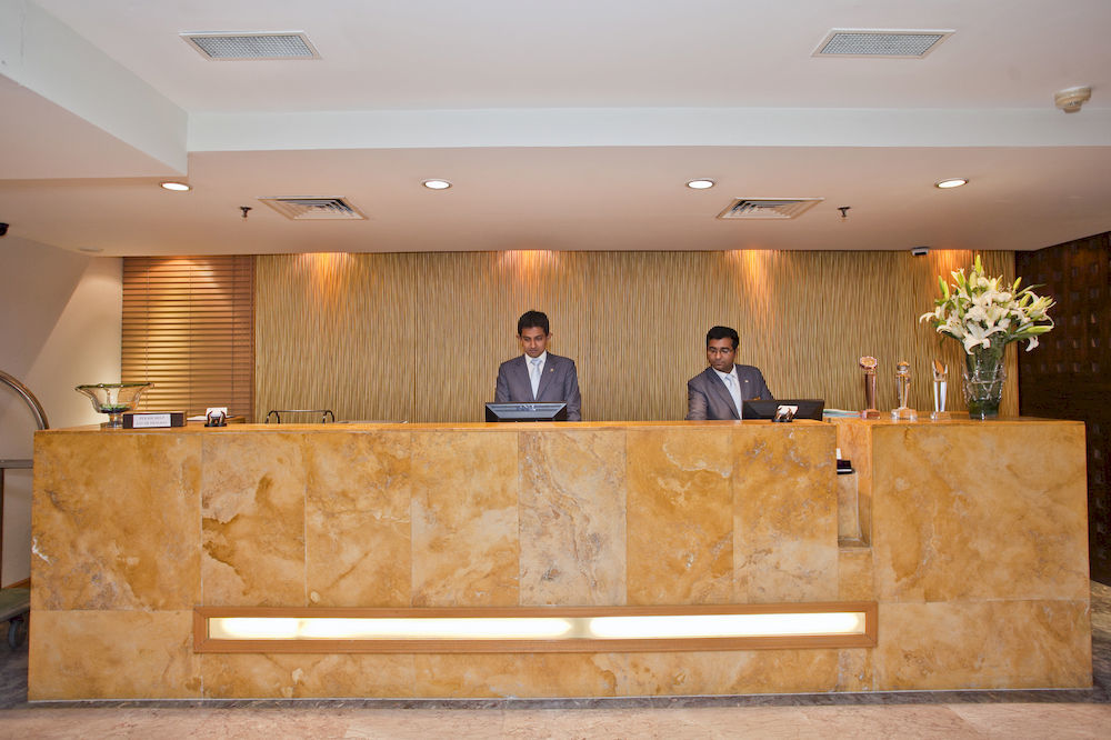 Lakeshore Hotel & Apartments Dhaka Buitenkant foto